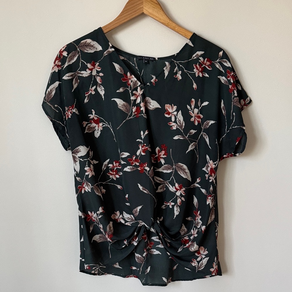 West Kei | Floral V-neck French Tuck Blouse in Dark Green | Size M